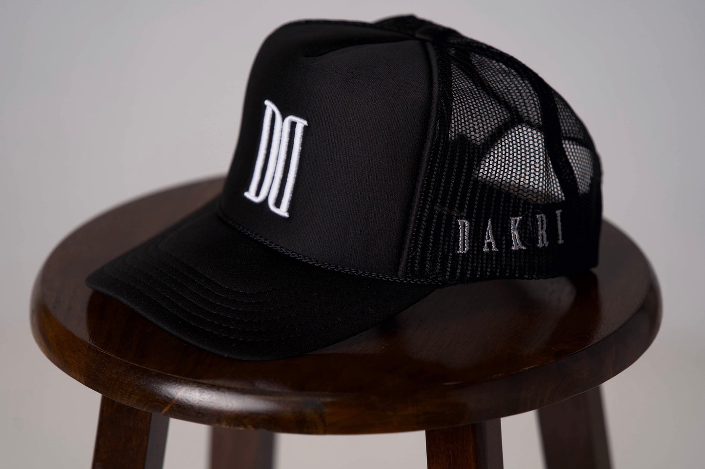 DAKRI V1 Trucker Hats